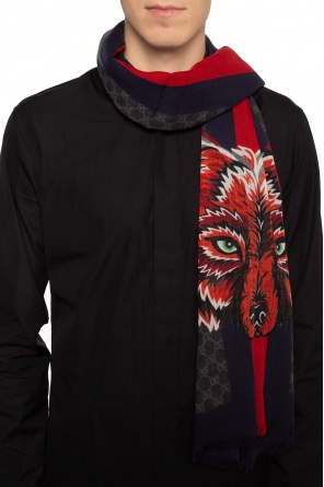 Scarf with wolf head and 'web' stripes motives, zdjęcie 2 Scarf with wolf head and 'web' stripes motives od Gucci